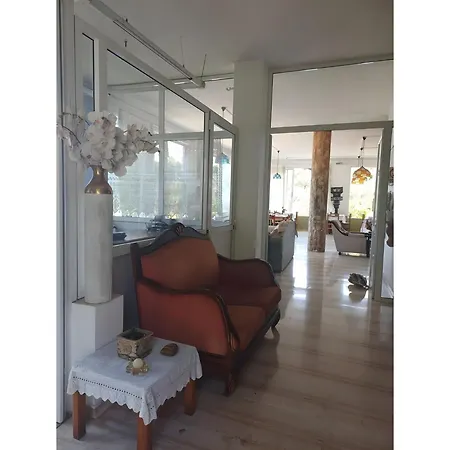 Orama Pensión 3*
